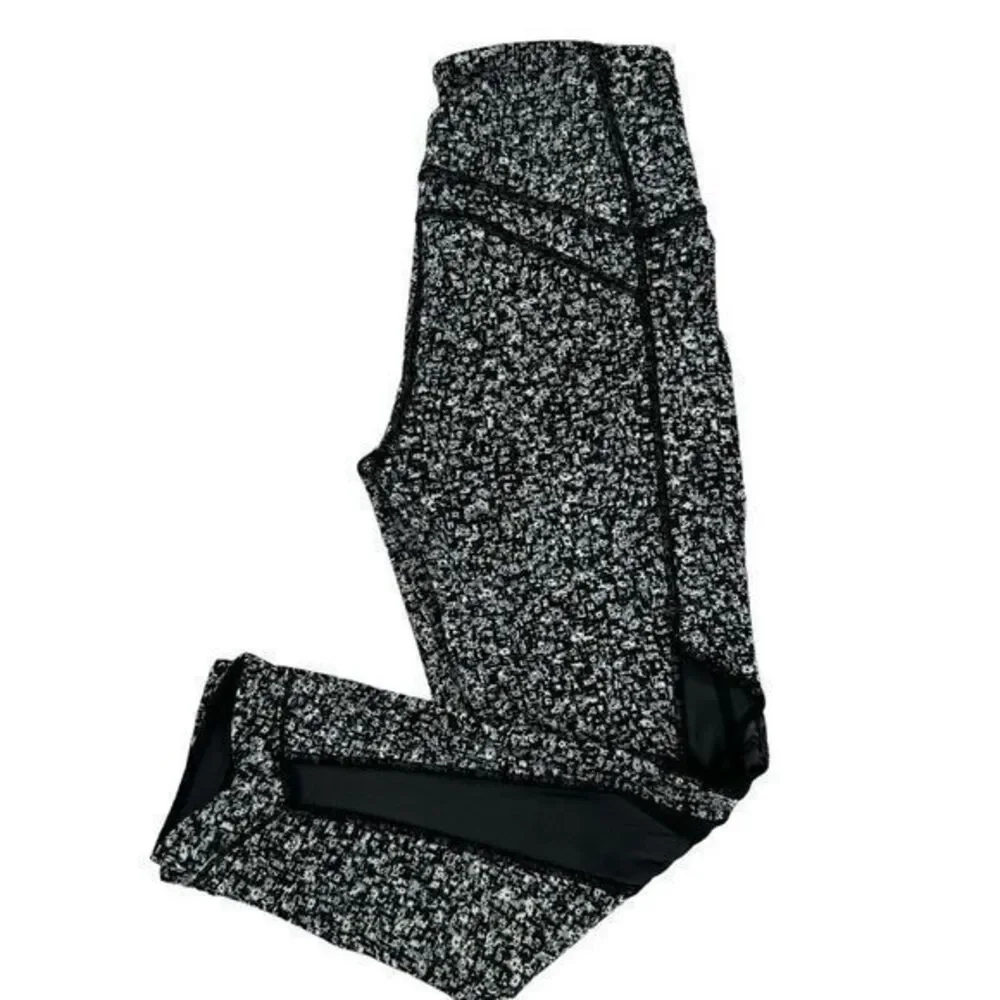 Lululemon Black/White Flower‎ Patterned Women's Leggings Exposed Seam Size 4